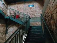 Ile schodów ma wieża na jasnej górze? Odkryj zaskakującą liczbę kroków
