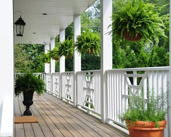 Jak wybrać idealną balustradę na balkon, by zapewnić bezpieczeństwo i styl