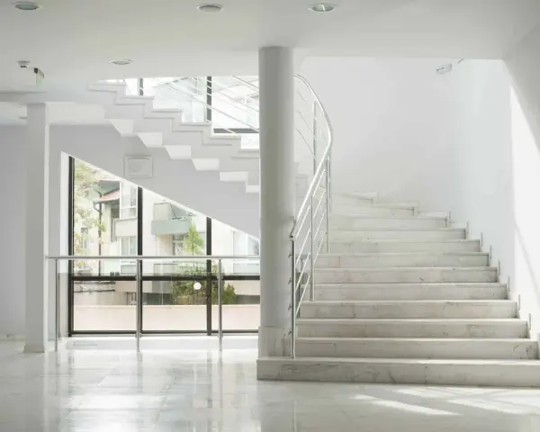 Ile kosztuje metr balustrady? Poznaj ceny i wybierz mądrze