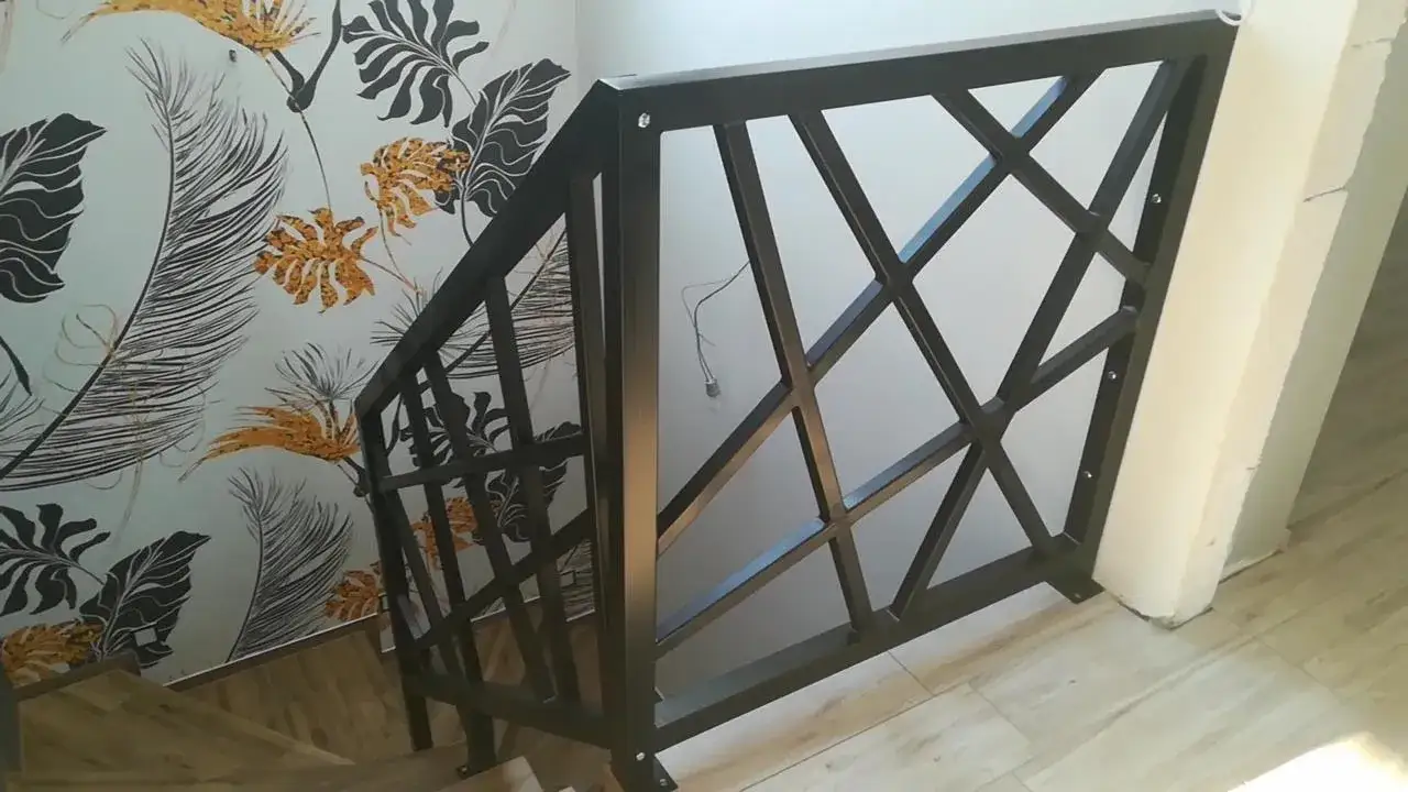 Zdjęcie Jak zrobić balustradę na schody - proste kroki, unikaj błędów